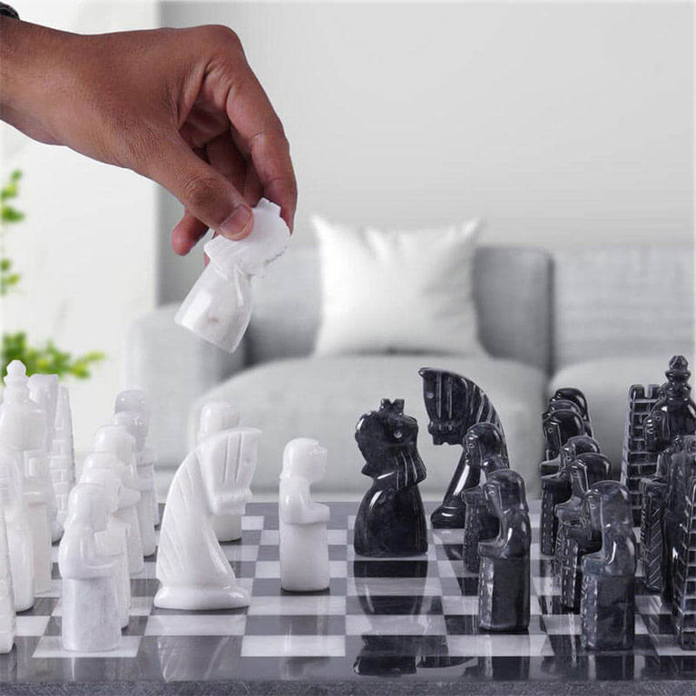 15" Black and White Marble Signature Chess Set